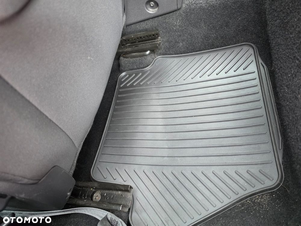 Ford Fiesta 1.0 EcoBoost Trend EU6 - 24
