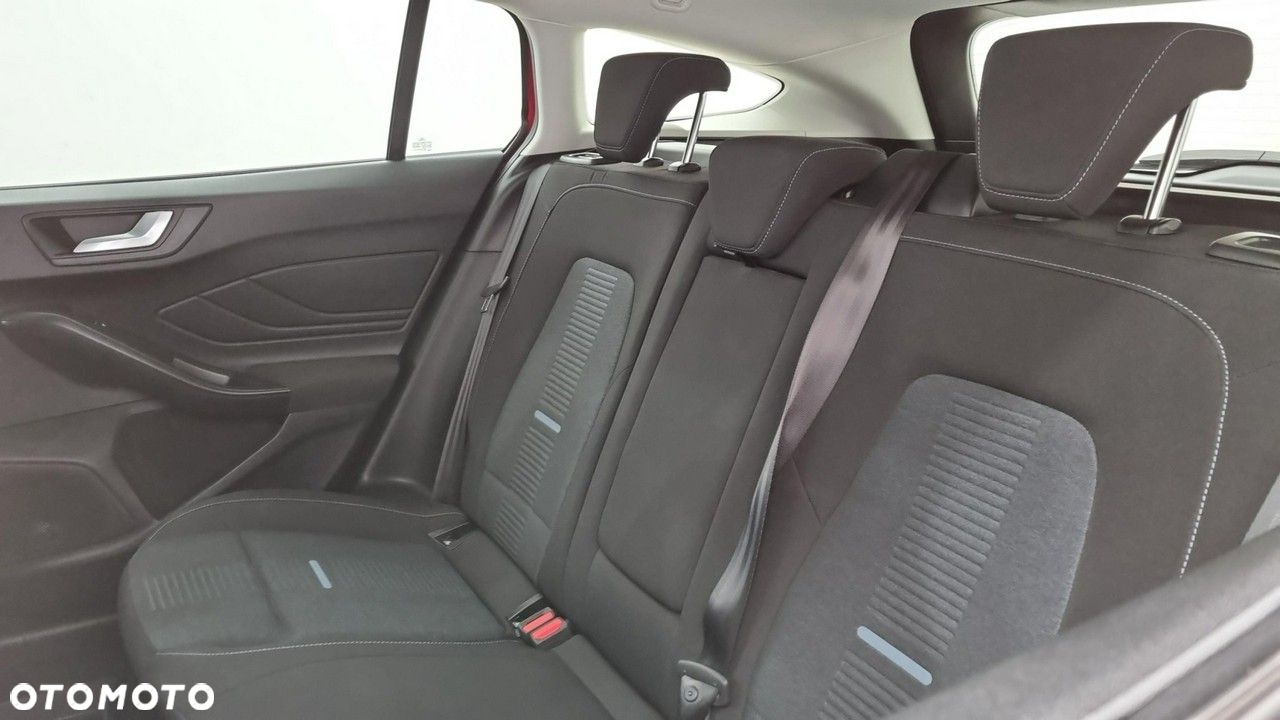 Ford Focus - 12
