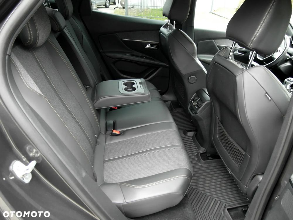 Peugeot 3008 HDi FAP 150 Platinum - 15