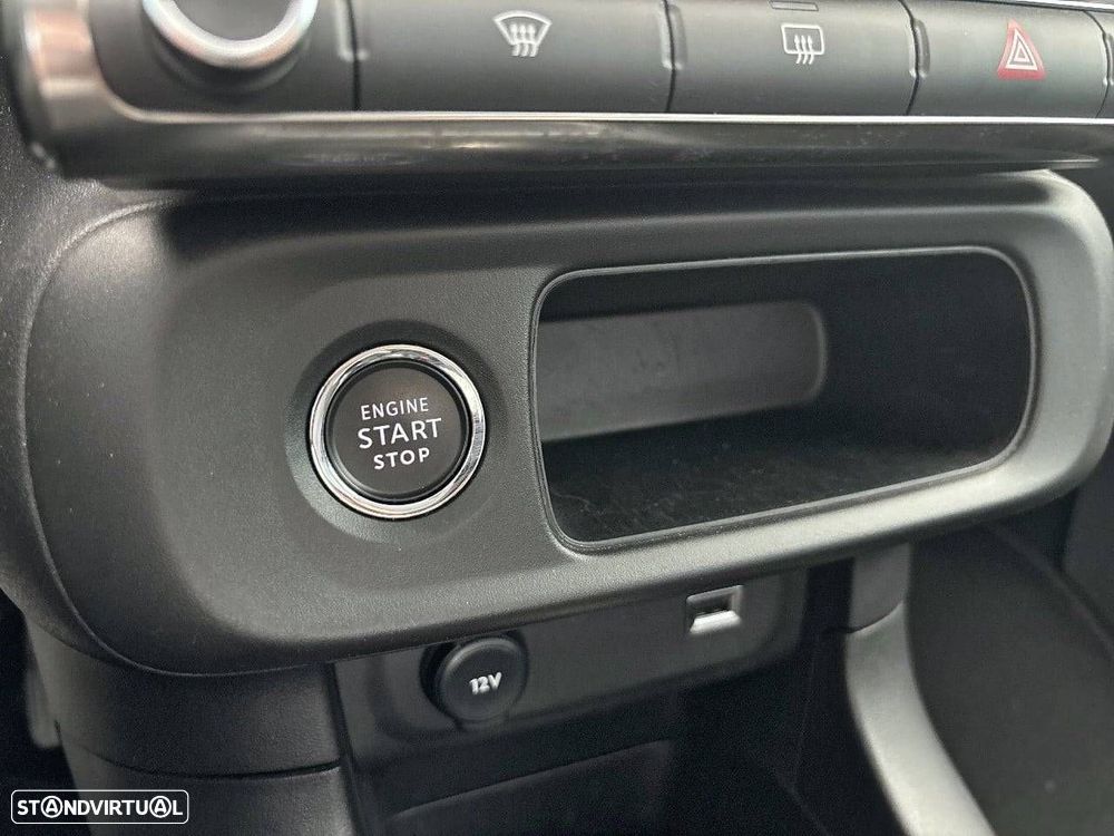 Citroën C3 1.2 PureTech Shine - 19