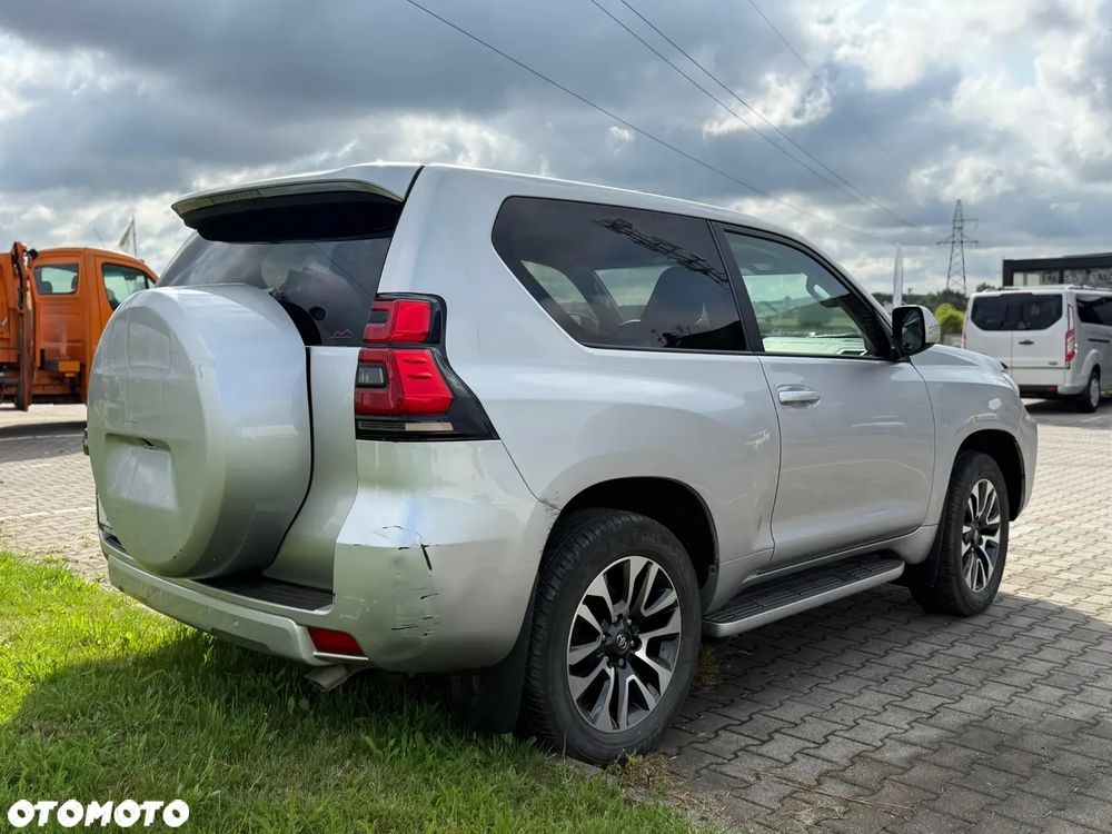 Toyota Land Cruiser 2.8 D-4D - 4