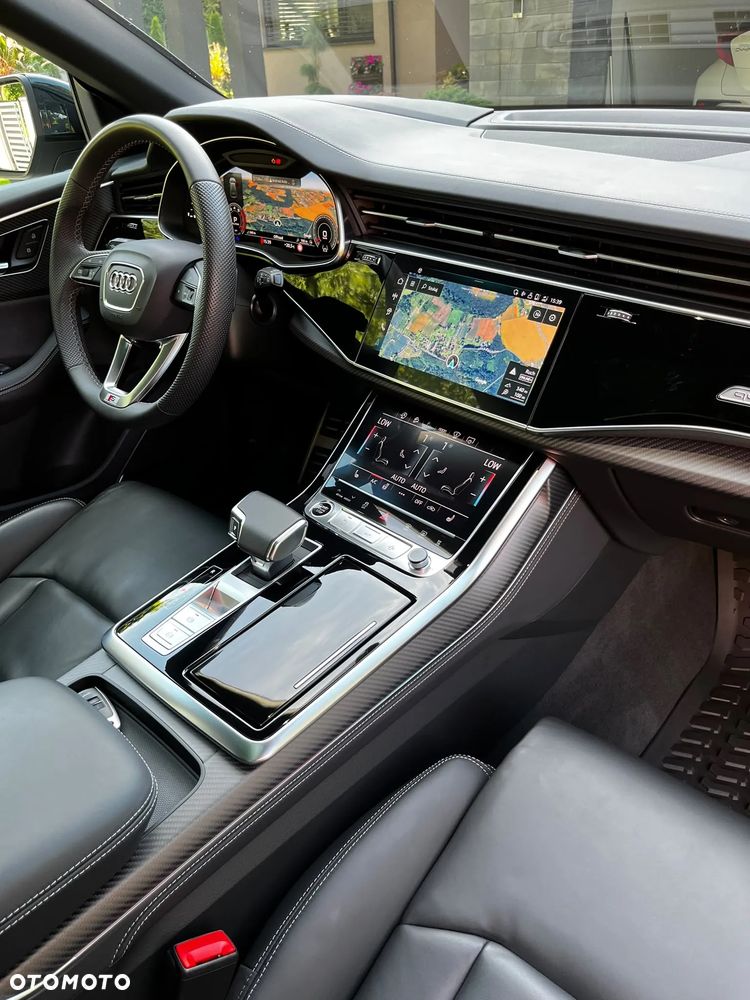 Audi Q8 - 8