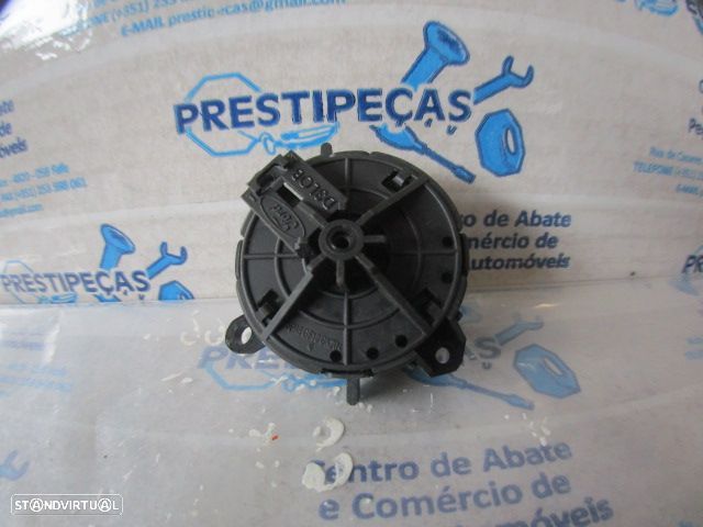 Interruptor 8A6T14K147AE FORD FIESTA 6 FASE 1 2012 1.4TDCI 71CV 5P BRANCO VOLUME VOLANTE - 2