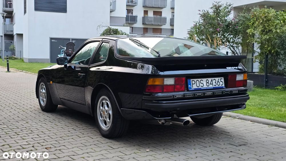 Porsche 944 - 4