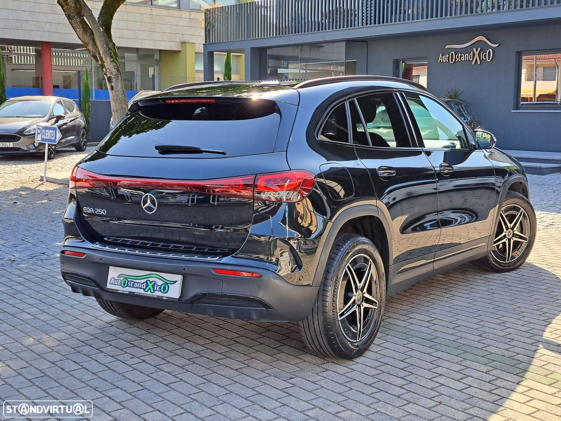 Mercedes-Benz EQA 250 AMG Line - 2