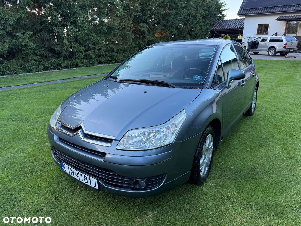 Citroën C4 1.6 16V Magic - 1