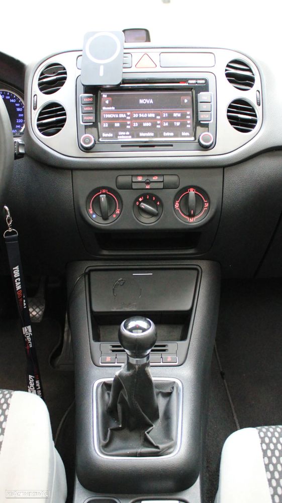 VW Tiguan 1.4 TSI Sport - 43