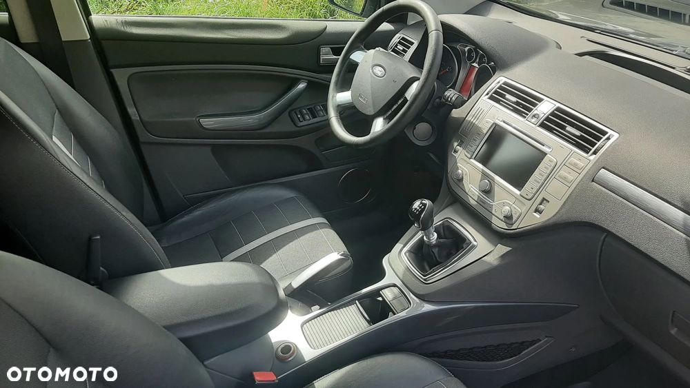 Ford Kuga 2.0 TDCi Individual - 13