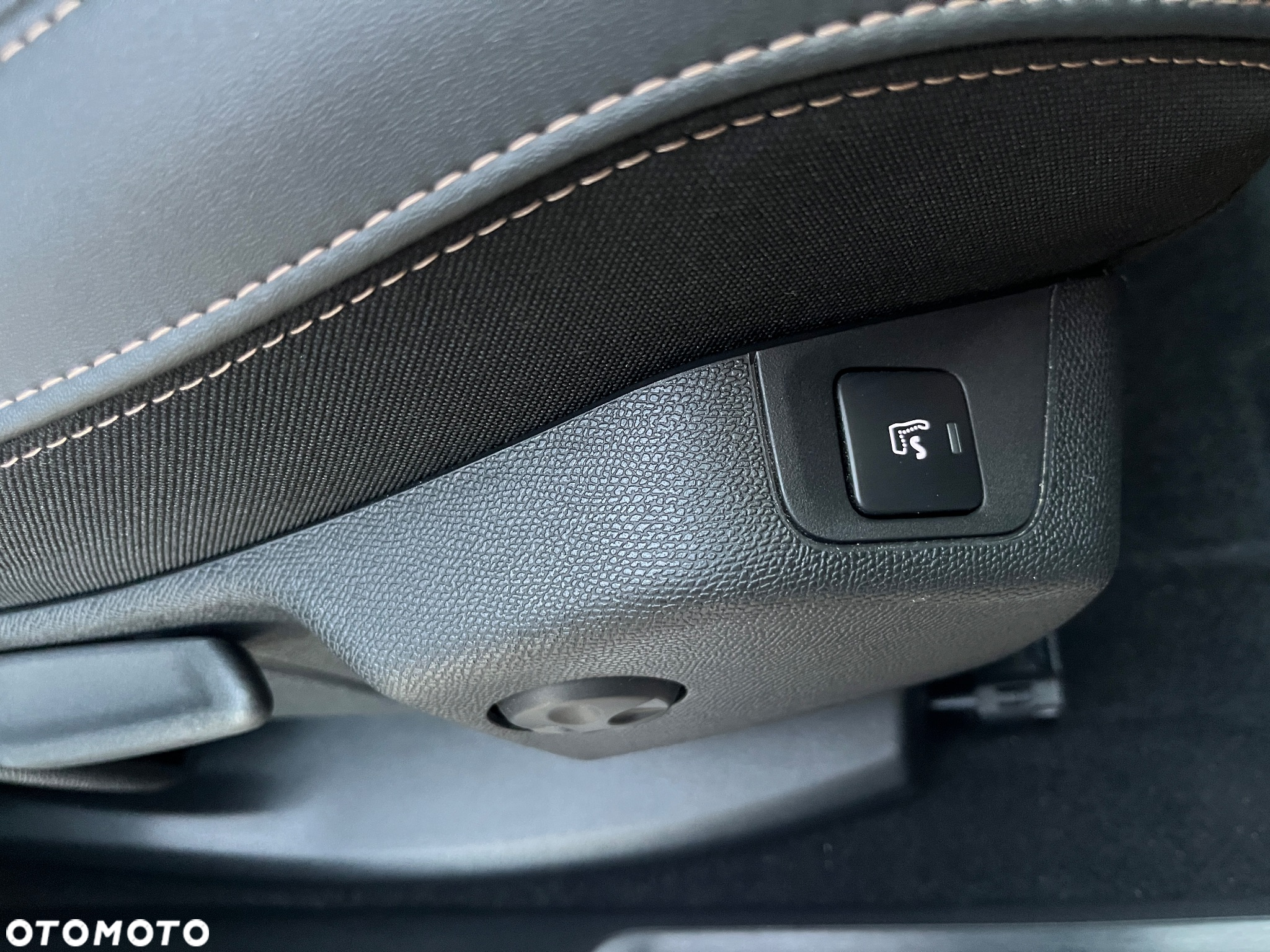 Peugeot 5008 PureTech 180 EAT8 Stop & Start GT - 19