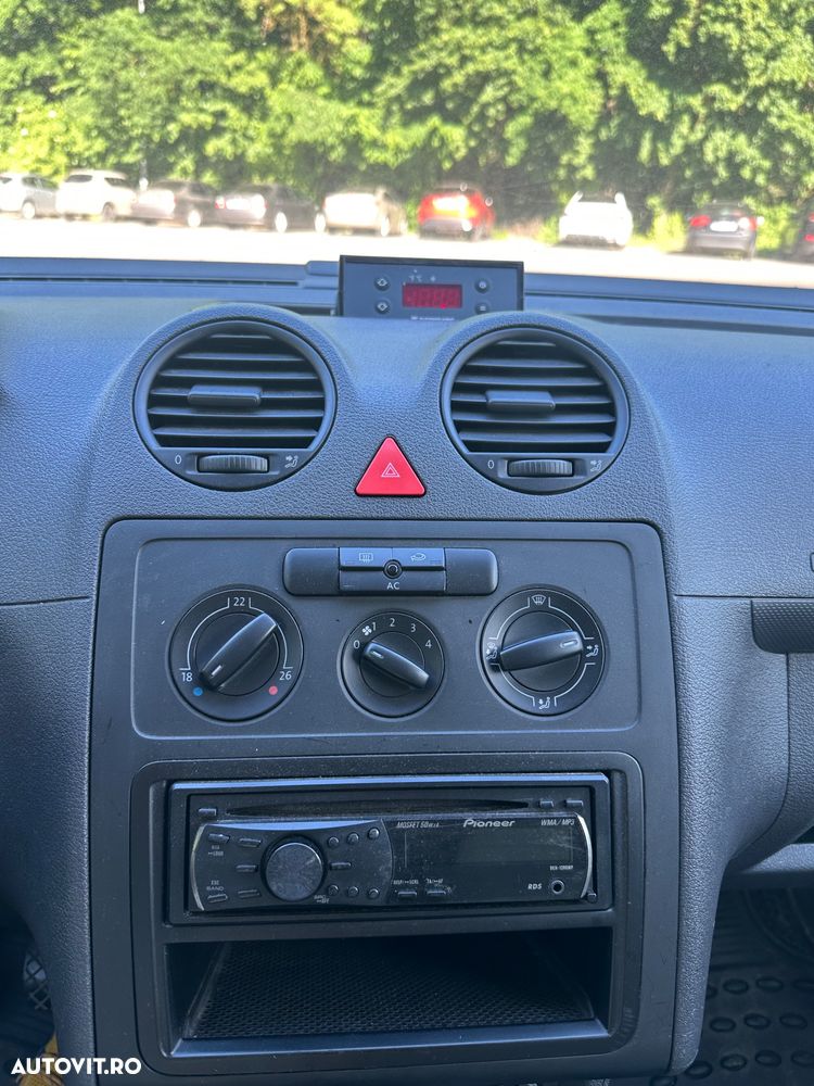 Volkswagen Caddy - 13