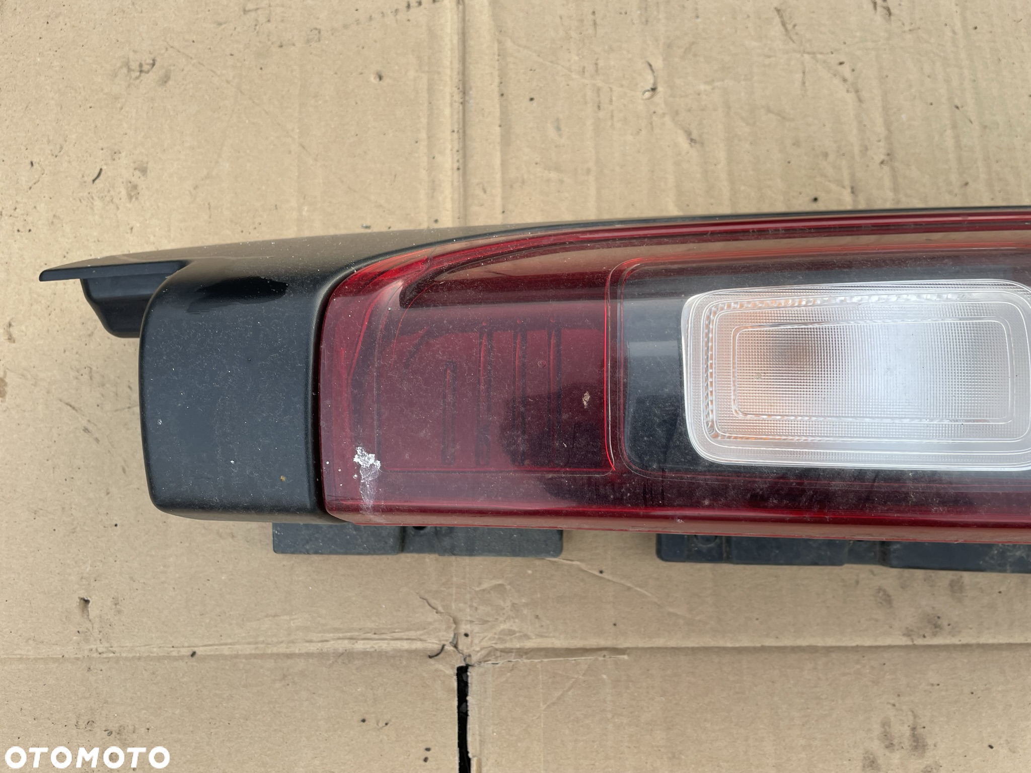 RENAULT TRAFIC OPEL VIVARO III LAMPA TYŁ PRAWY PRAWA TYLNA 93450970 - 4
