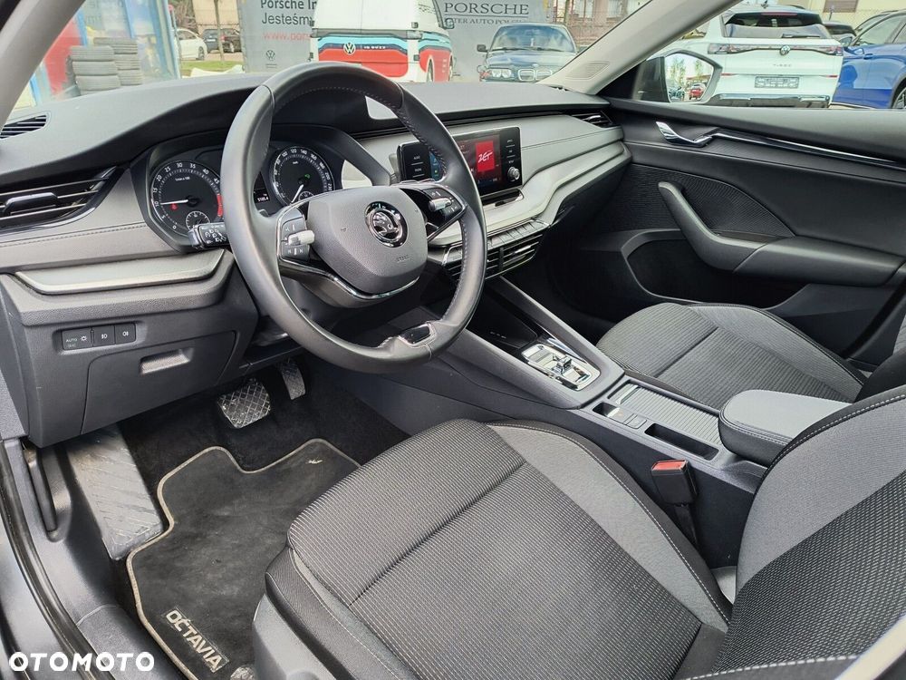 Skoda Octavia 2.0 TDI Ambition DSG - 14