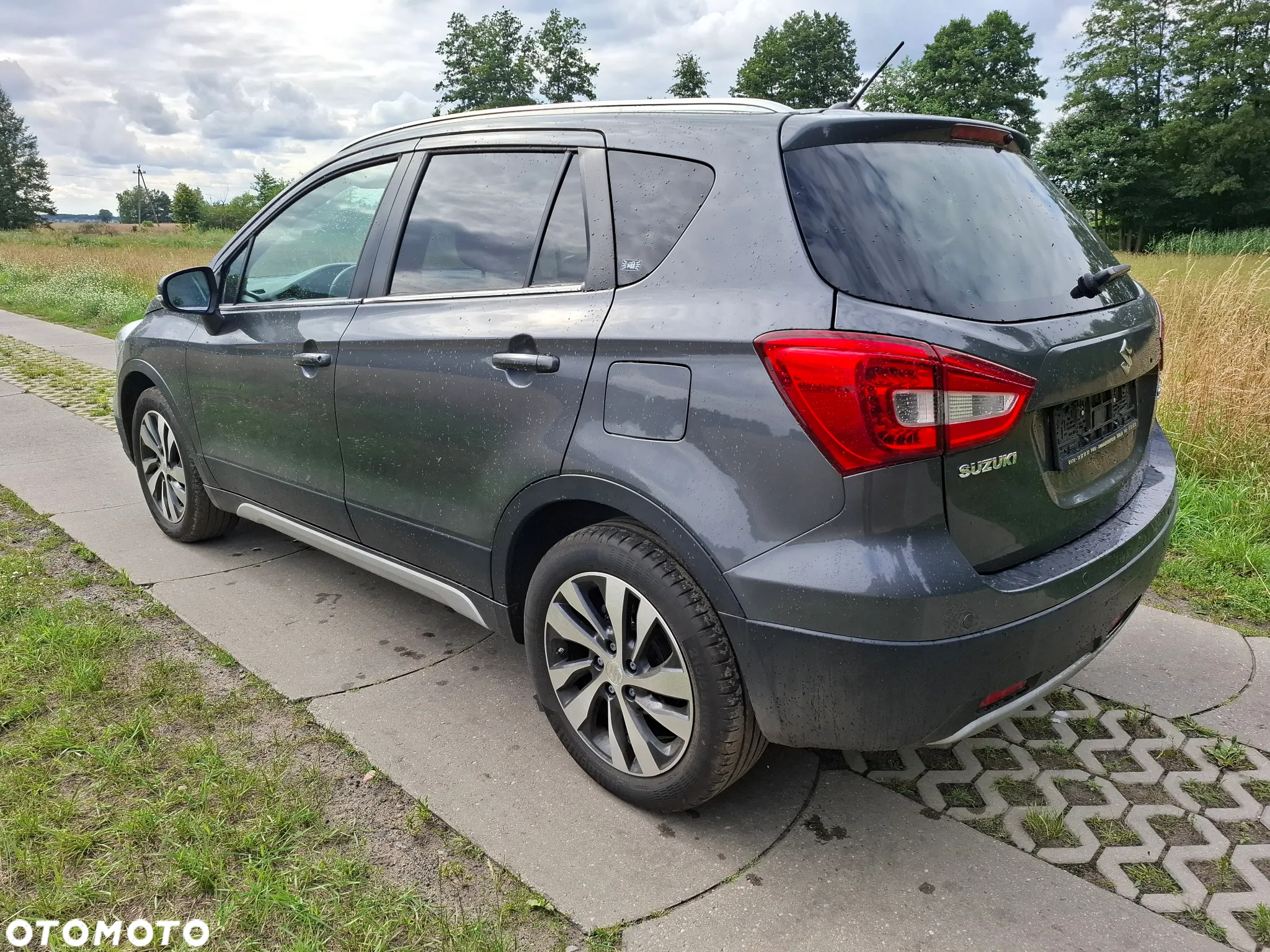 Suzuki SX4 S-Cross 1.4 T Premium - 4