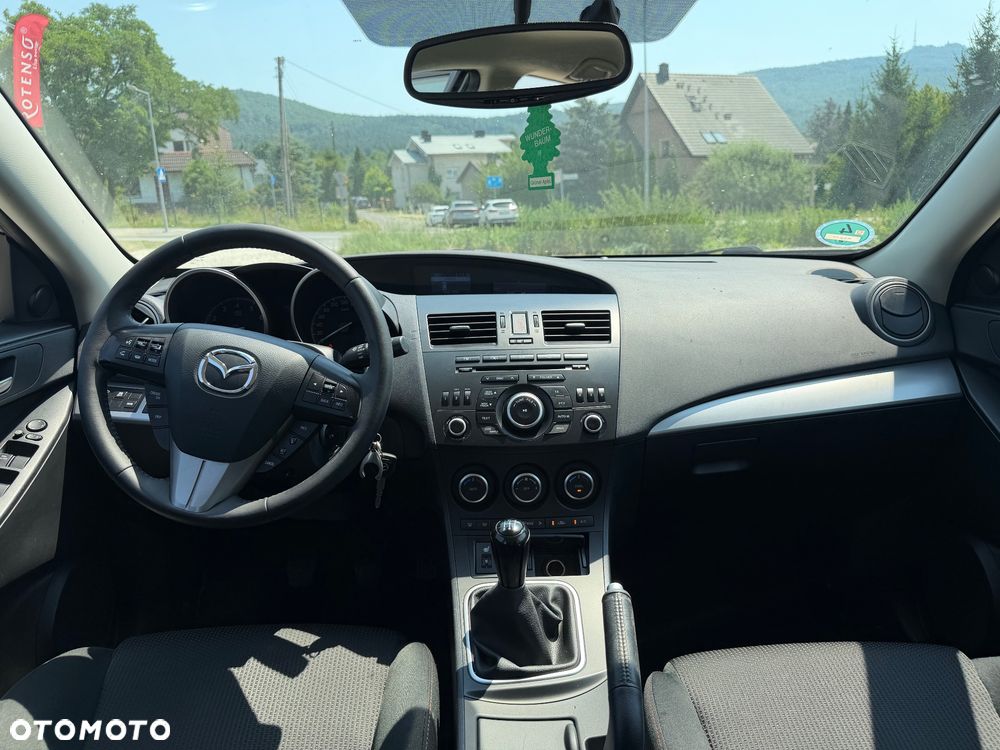 Mazda 3 1.6 Exclusive EU5 - 18