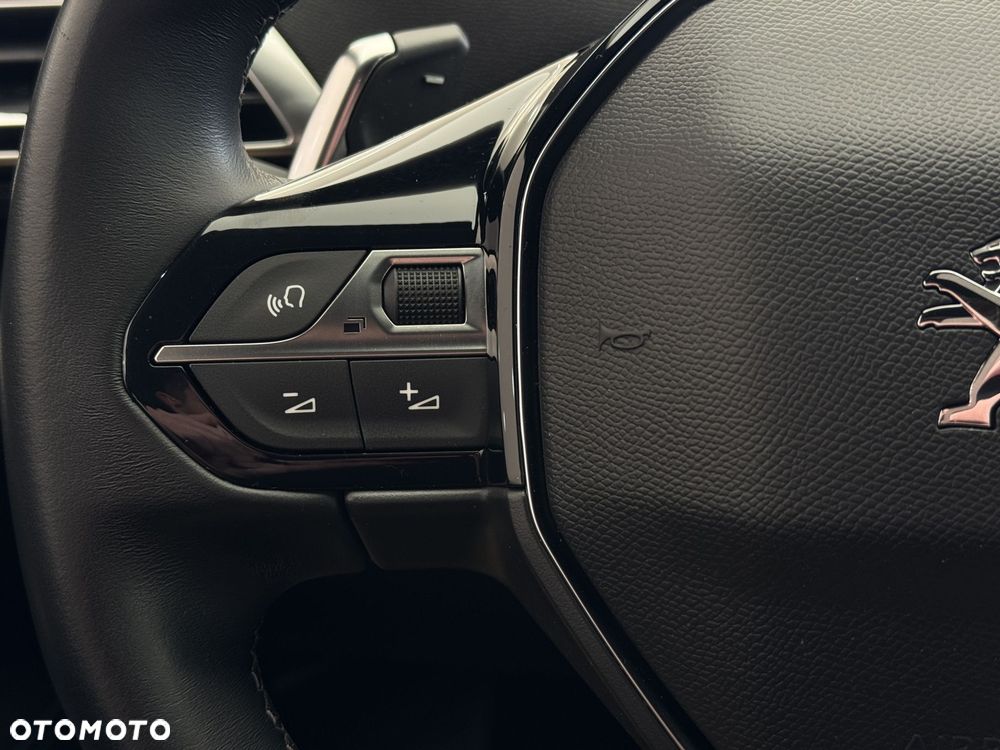 Peugeot 5008 1.2 PureTech Allure Pack S&S EAT8 - 25