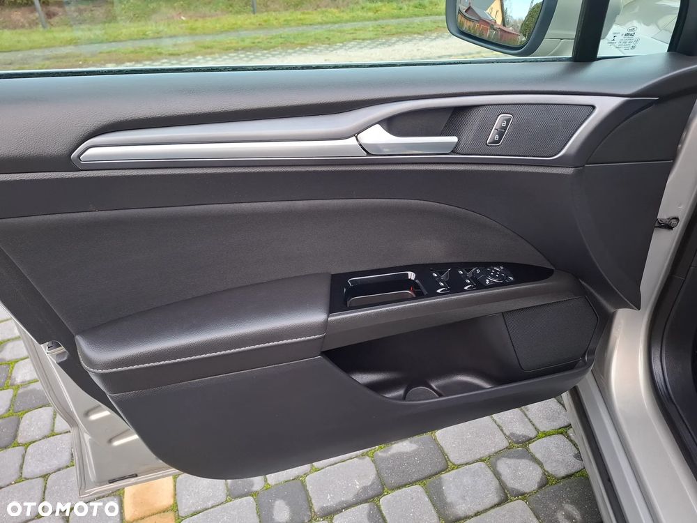 Ford Mondeo 2.0 TDCi Start-Stopp Titanium - 28