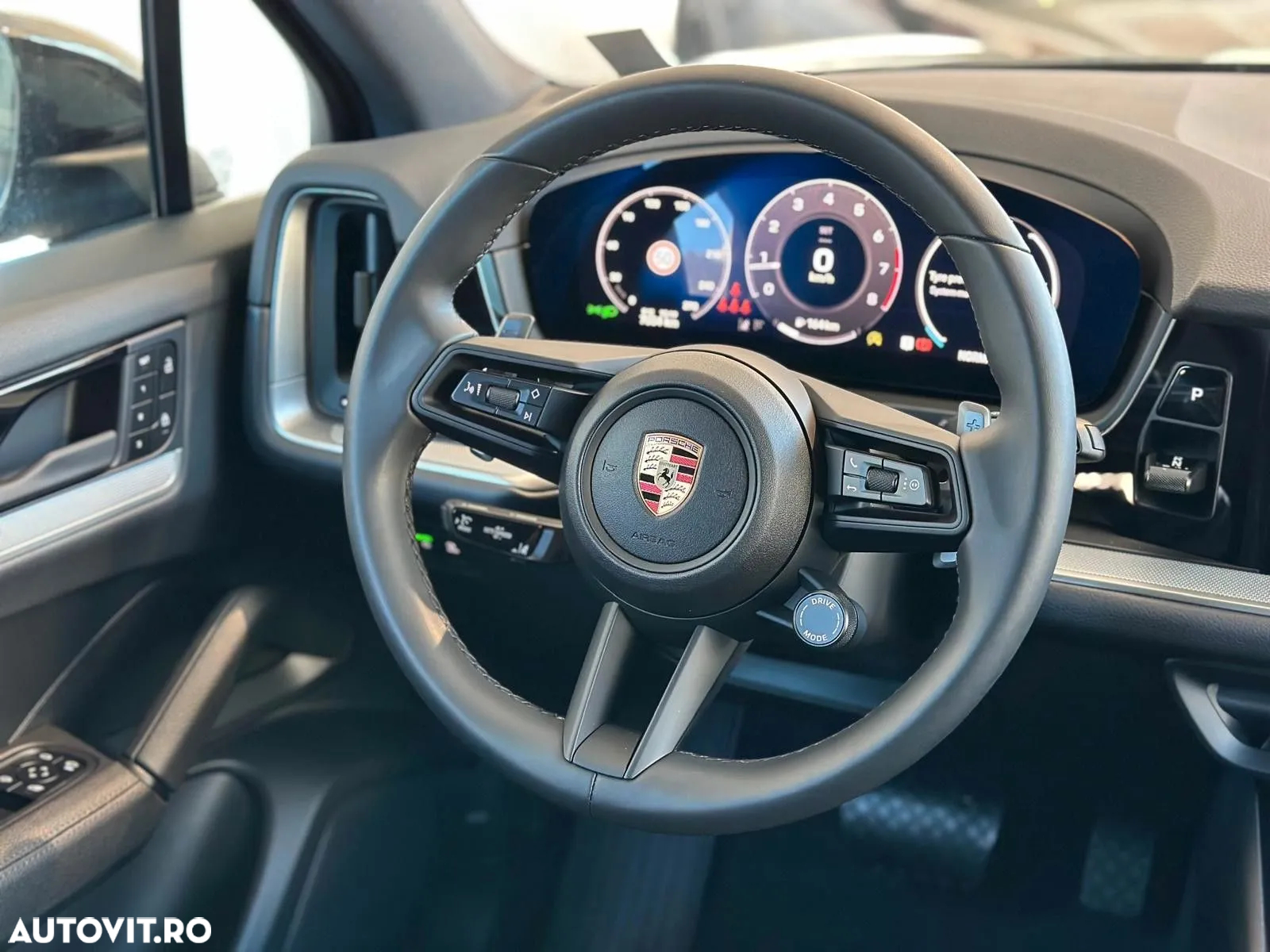 Porsche Cayenne - 8