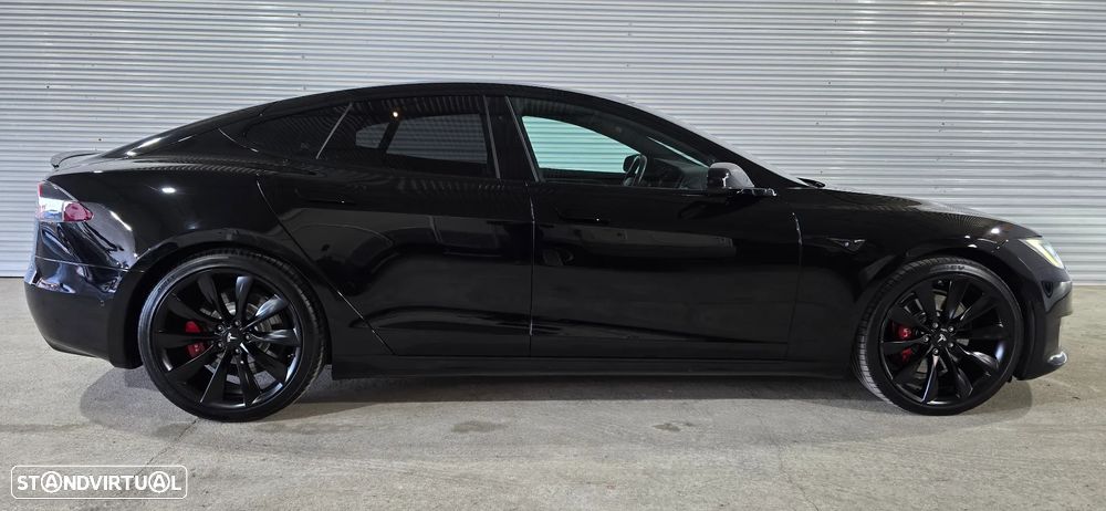 Tesla Model S 100D - 11