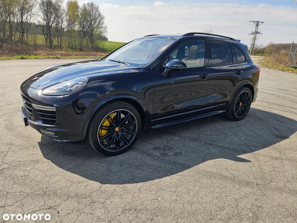 Porsche Cayenne - 10