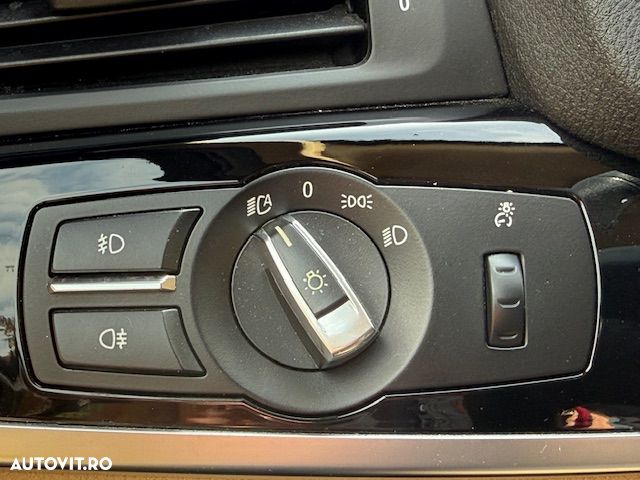 BMW X3 xDrive20d AT Standard - 27