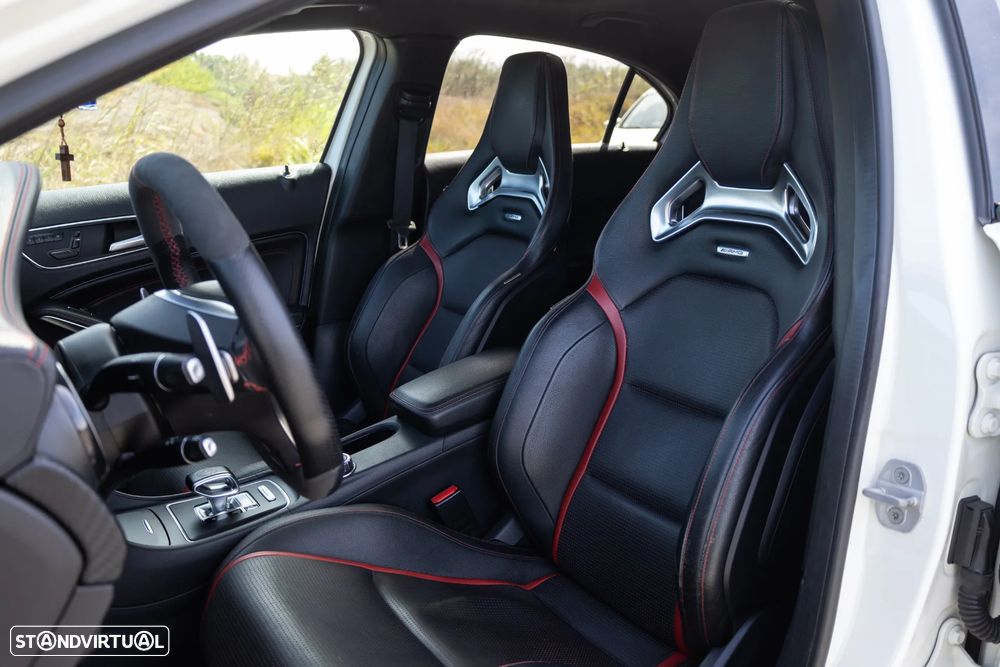 Mercedes-Benz A 45 AMG 4-Matic - 26