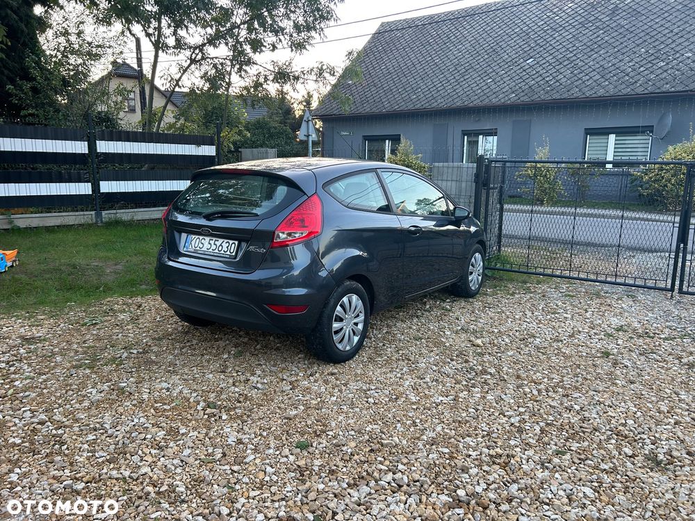 Ford Fiesta 1.25 Gold X - 32
