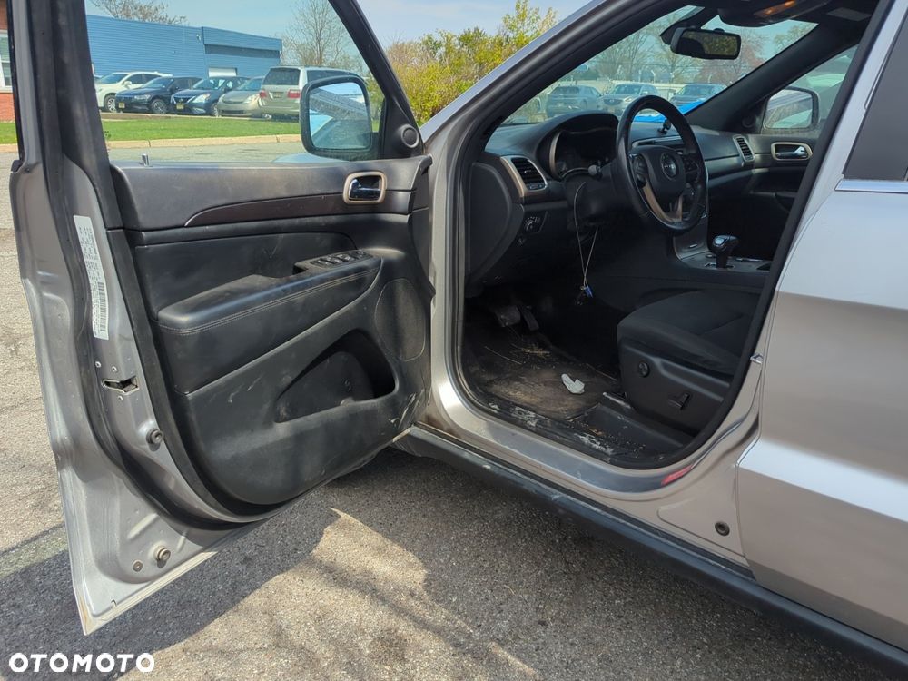 Jeep Grand Cherokee 3.6 V6 Laredo - 8