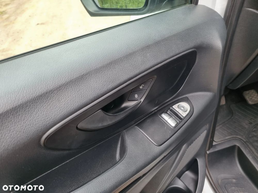 Mercedes-Benz Vito - 12