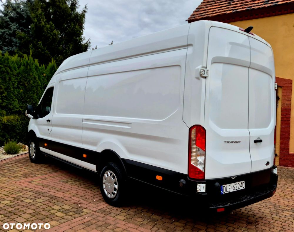 Ford Transit - 11