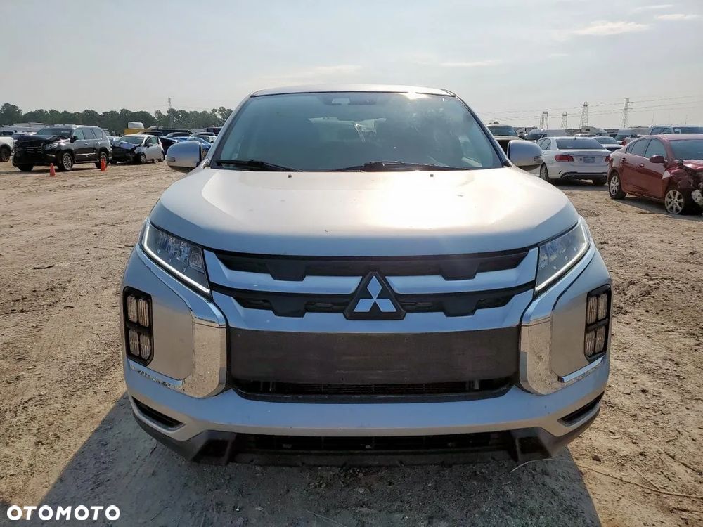 Mitsubishi ASX - 2