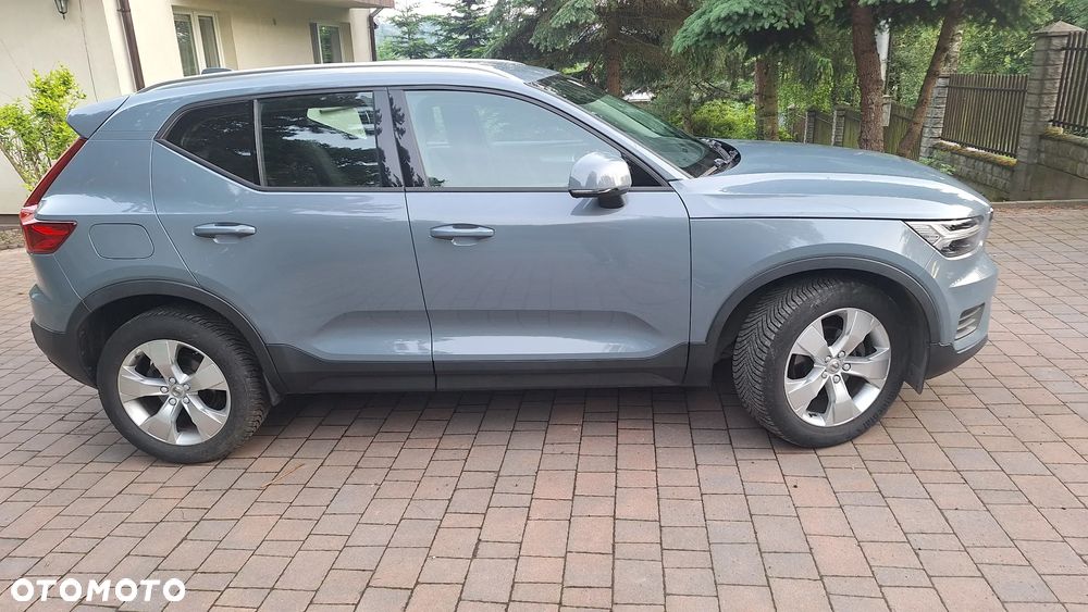 Volvo XC 40 T3 Momentum - 3