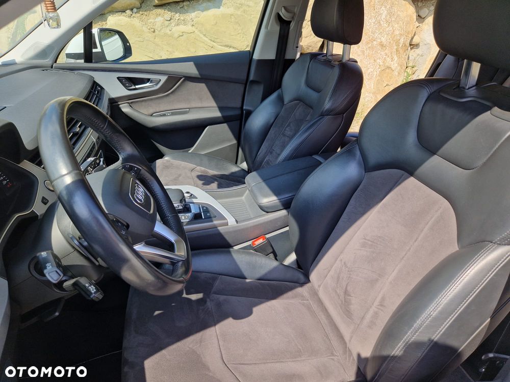 Audi Q7 - 7