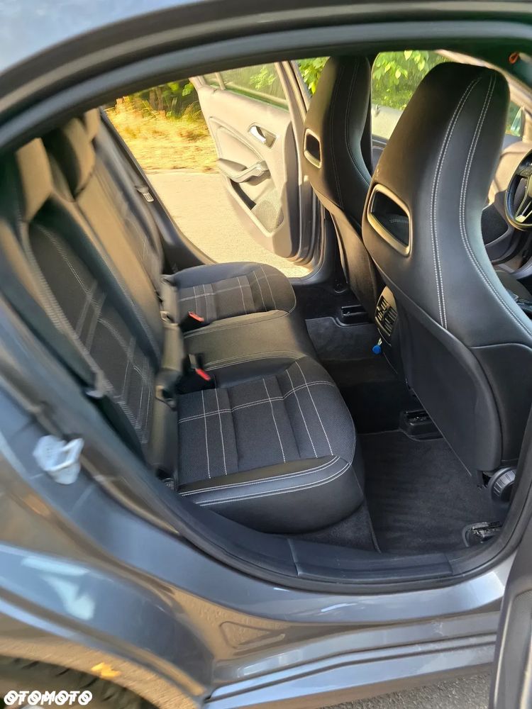 Mercedes-Benz Klasa A 180 CDI AMG Line - 20