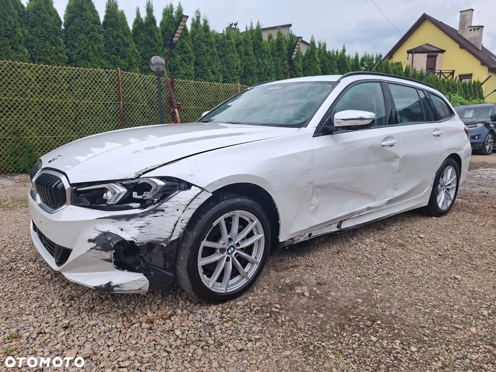 BMW Seria 3 320d xDrive MHEV Luxury Line - 1