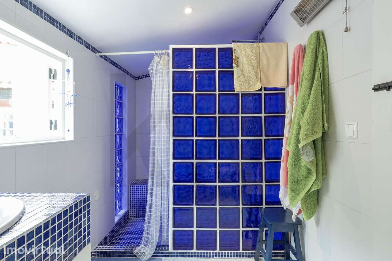 Quintinha com Duas Casas Centenárias em Pedra - Grande imagem: 2/56