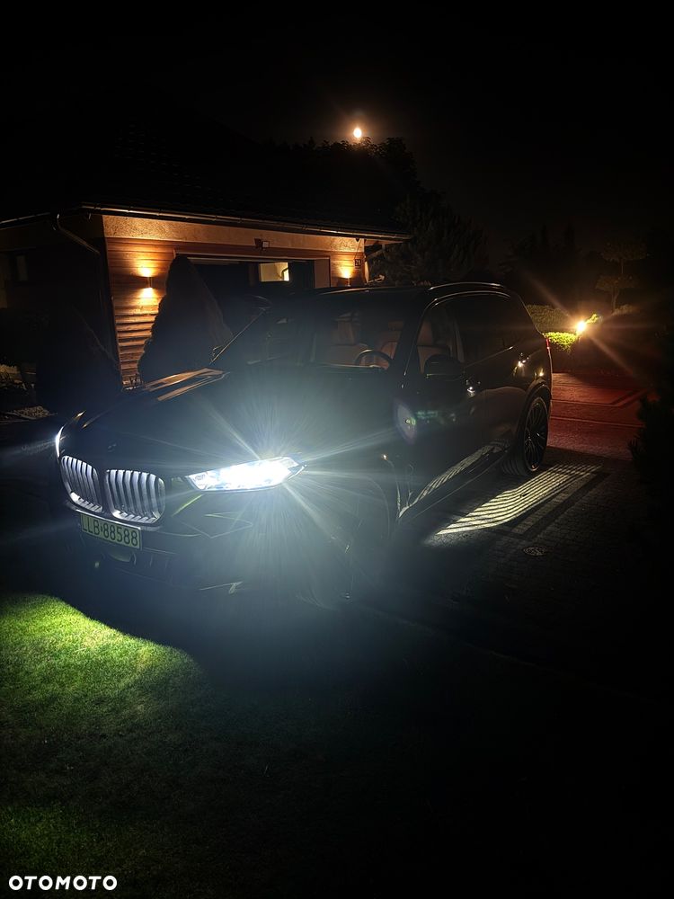 BMW X5 xDrive50e - 32