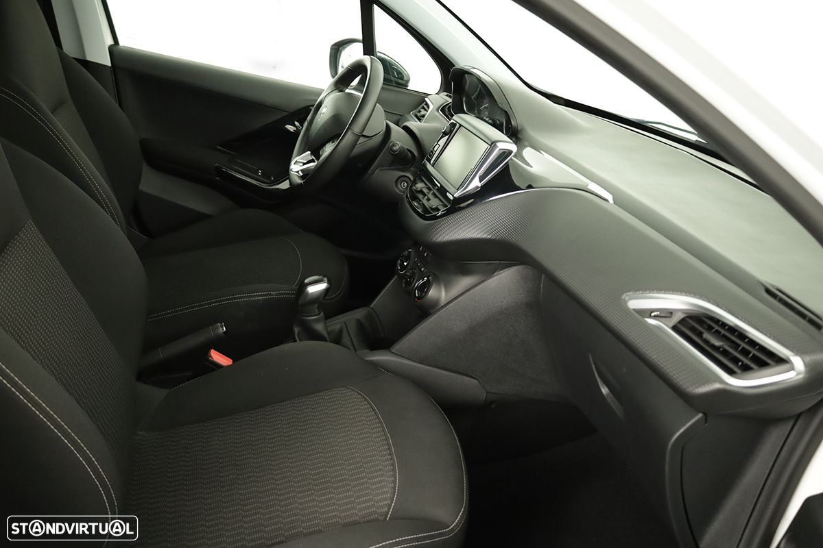 Peugeot 208 1.2 PureTech Style - 20