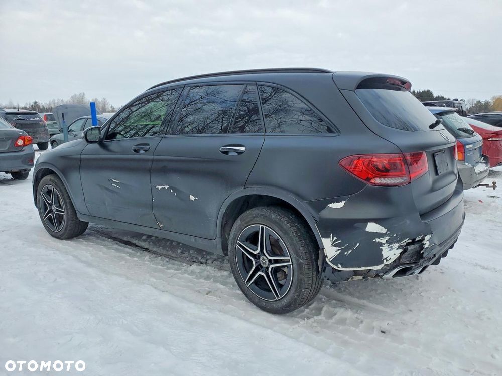 Mercedes-Benz GLC 300 4Matic 9G-TRONIC AMG Line - 5