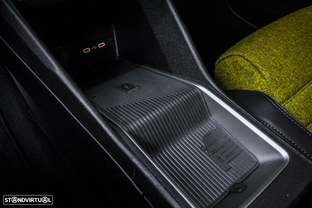 Renault 5 E-Tech 52 kWh Iconic Cinq Autonomia Conforto - 24