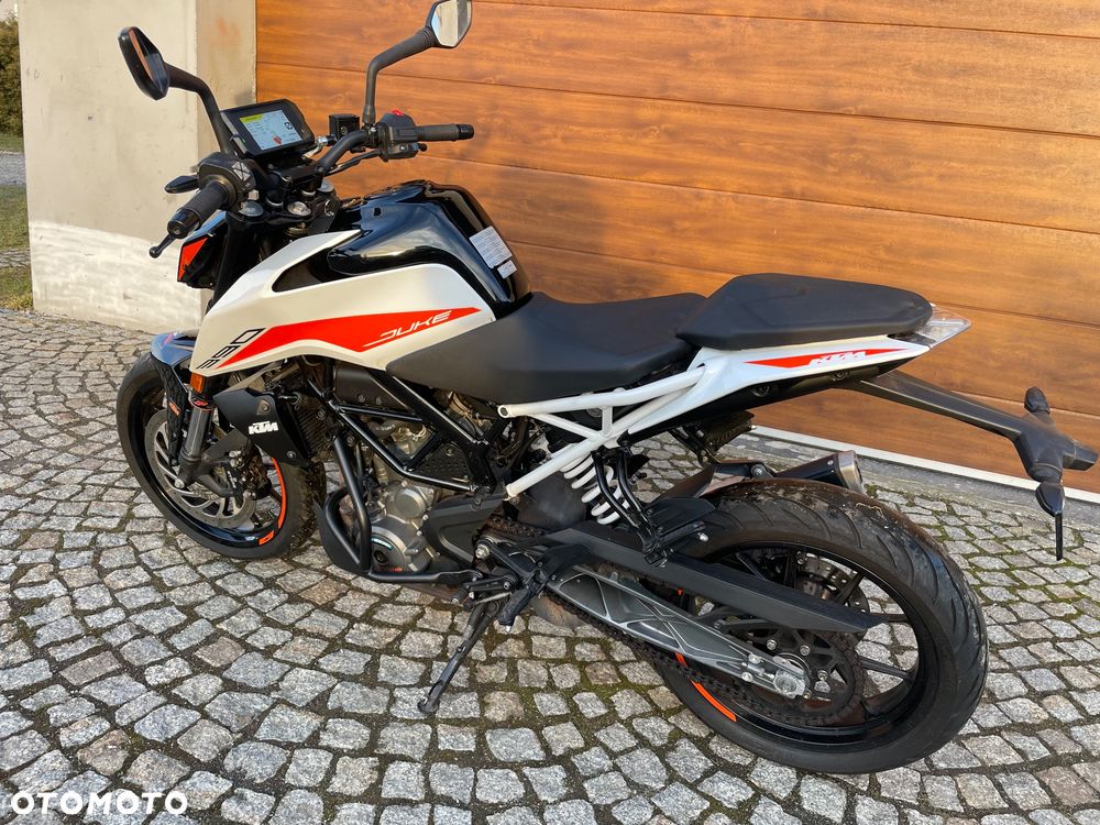 KTM Super Duke - 1