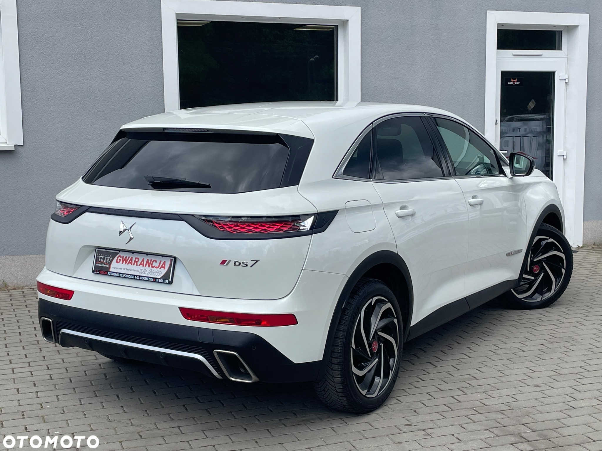 DS Automobiles DS 7 Crossback 1.6 PureTech Performance Line + - 16
