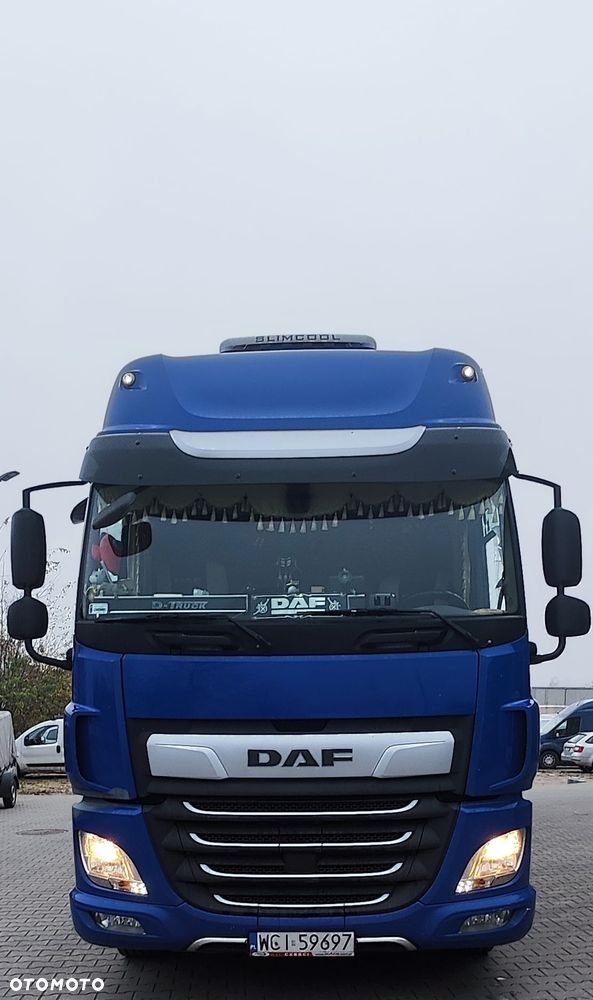 DAF CF - 4