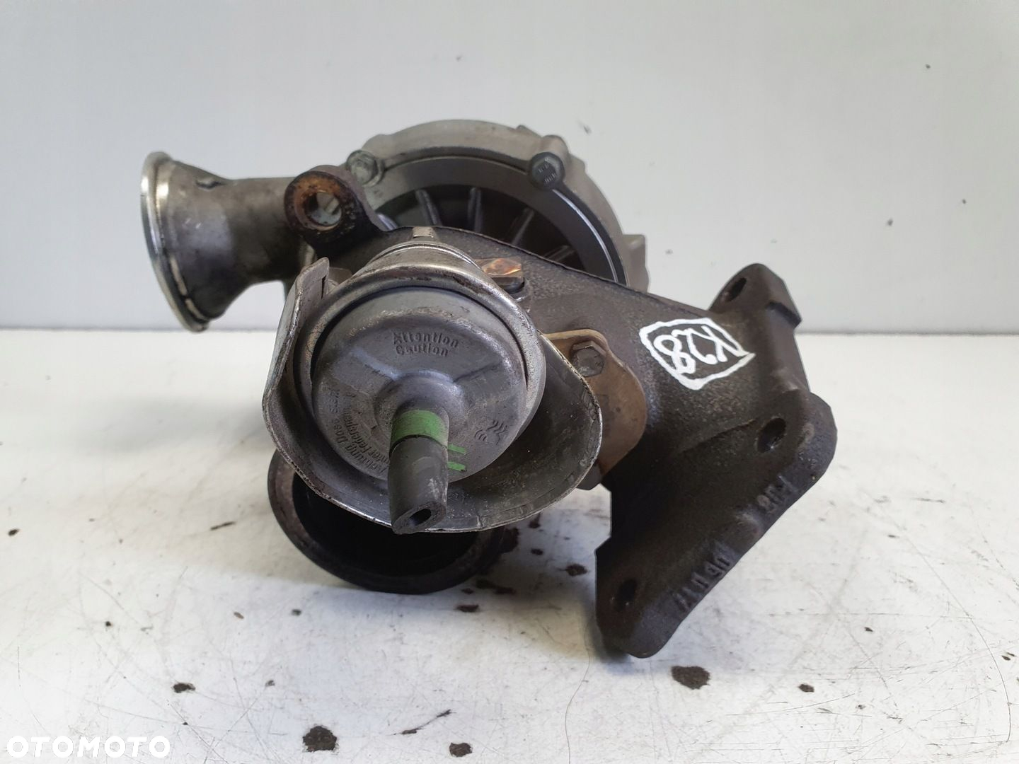 Volvo V60 S60 II XC60 2.4 D D4 TURBOSPRĘŻARKA turbo 36010145 - 4