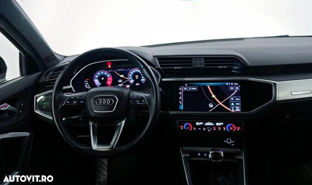 Audi Q3 45 TFSIe S tronic - 5