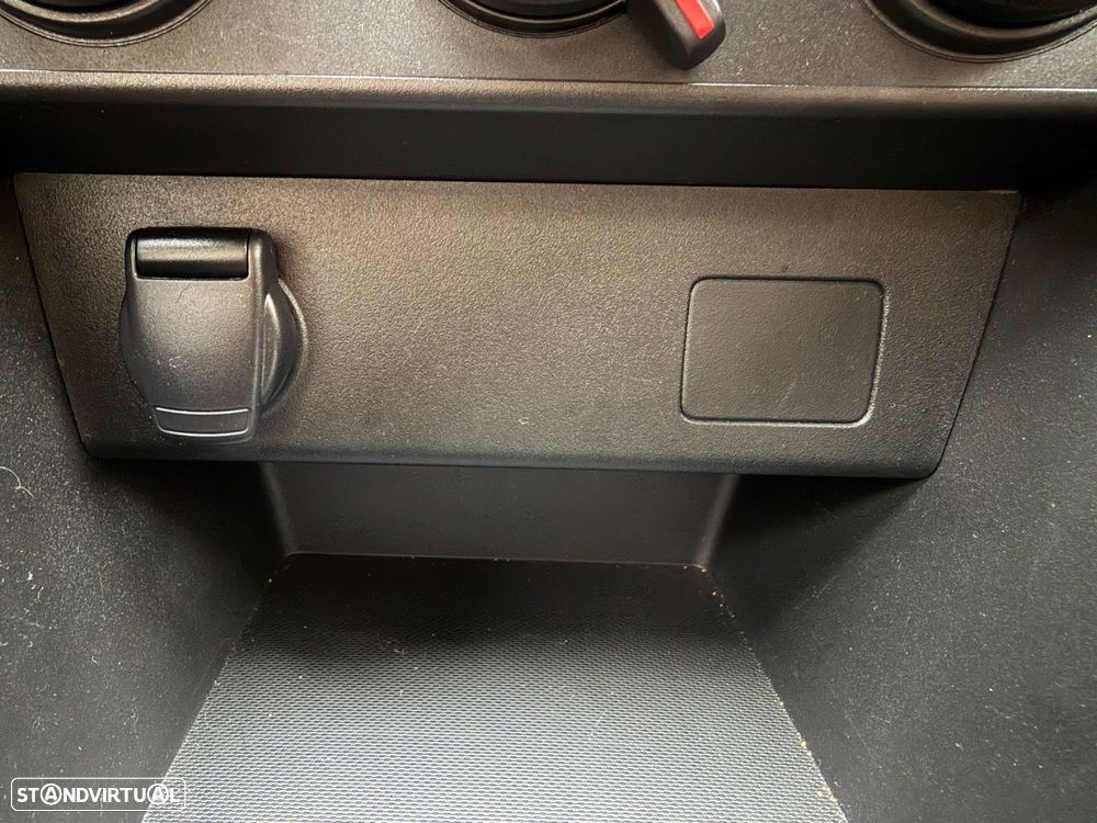 Dacia Sandero 1.0 SCe Essential - 27