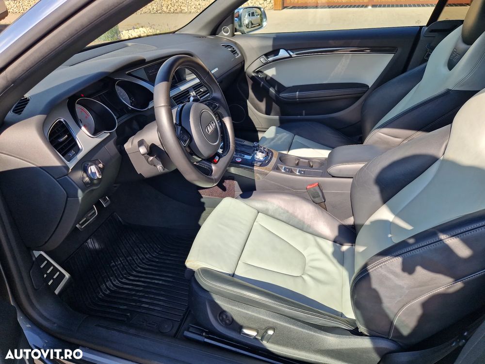 Audi S5 Cabrio - 8