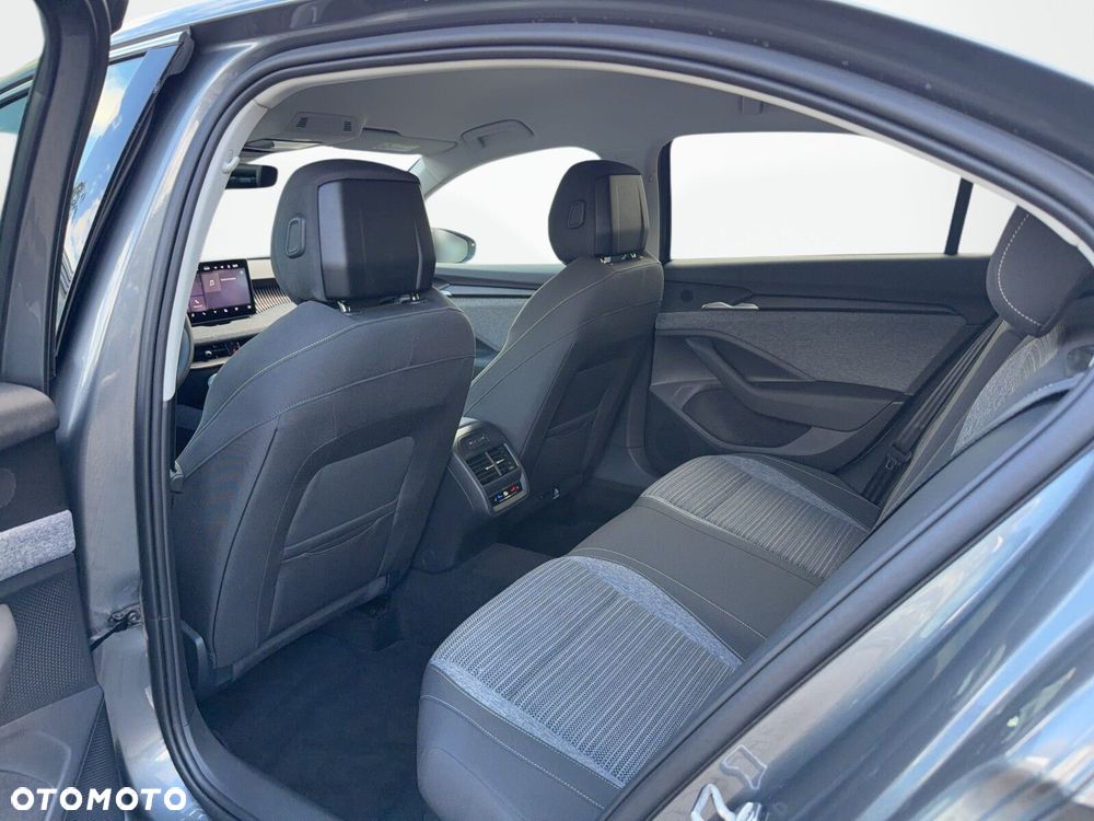 Skoda Superb 1.5 TSI mHEV Selection DSG - 37