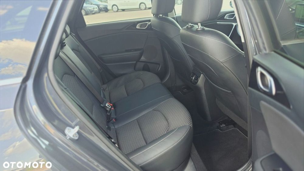 Kia Ceed 1.6 CRDi Platinum Edition - 7