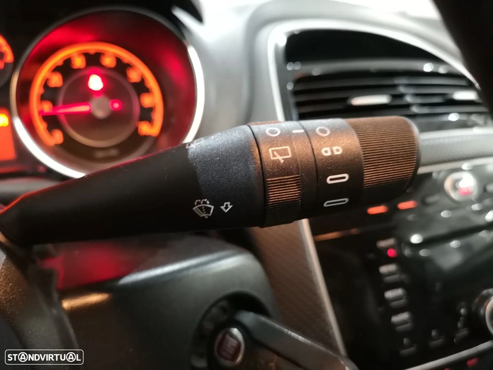 Fiat Punto Evo 1.3 Mjet Dynamic - 22
