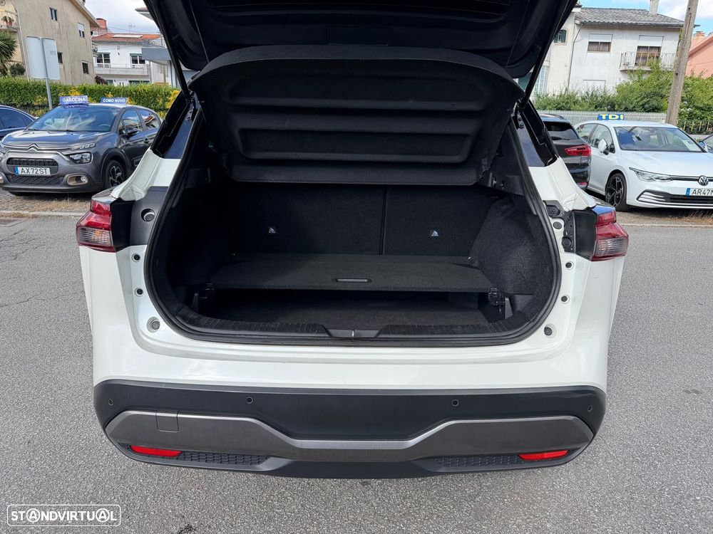 Nissan Qashqai 1.3 DIG-T N-Connecta LED - 13